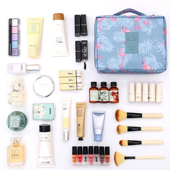 Large Multi Section Zippered Cosmetic Travel Bag - Picture 2 of 10